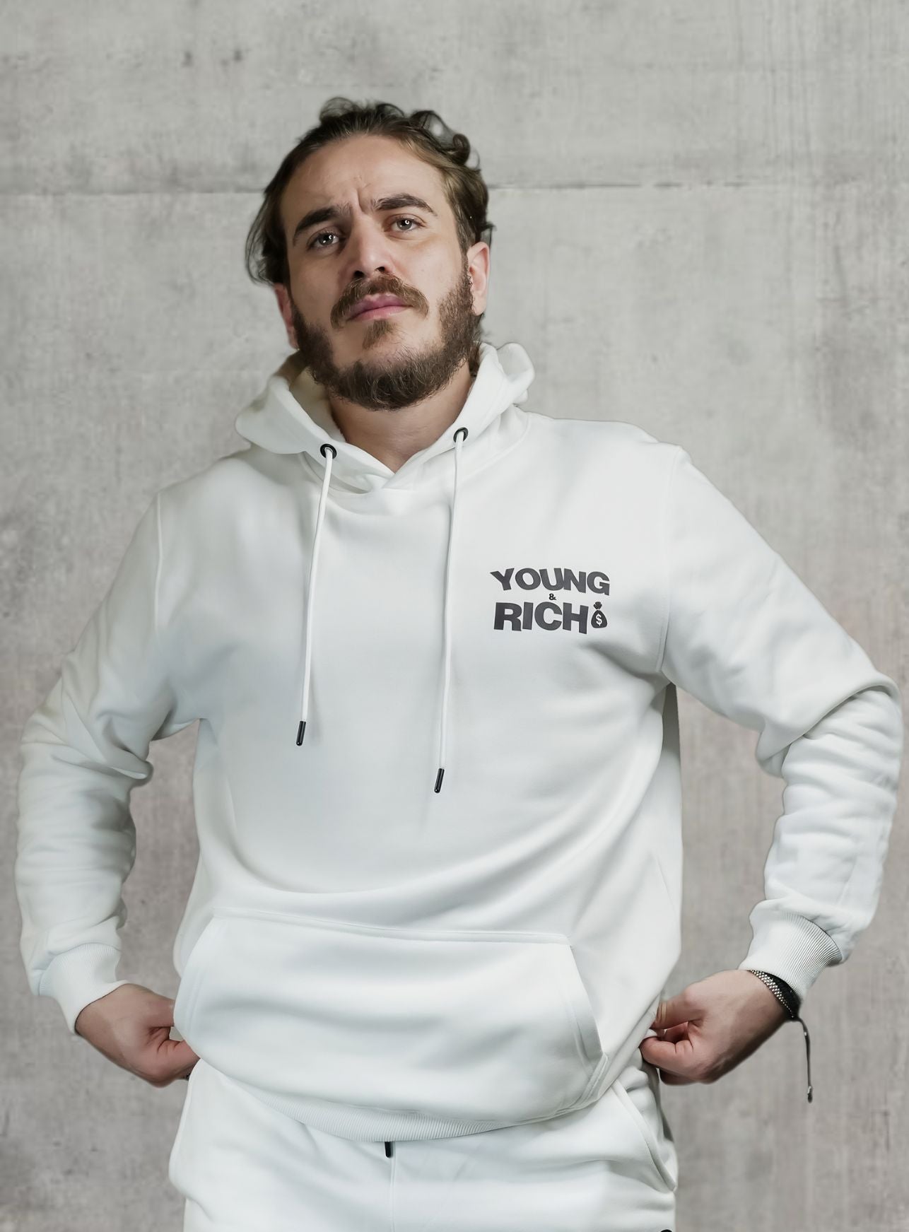 SWEATSHIRT À CAPUCHE